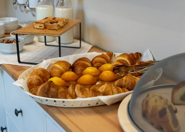 Demetrio Ars מלון פיאצ'נצה